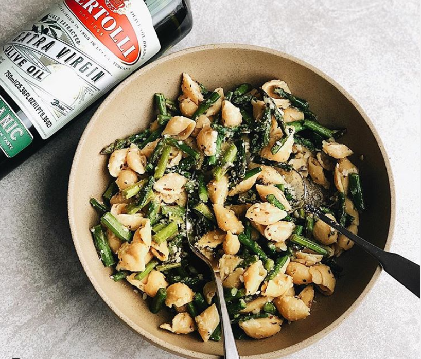 lemon asparagus pasta with Bertolli Olive Oil